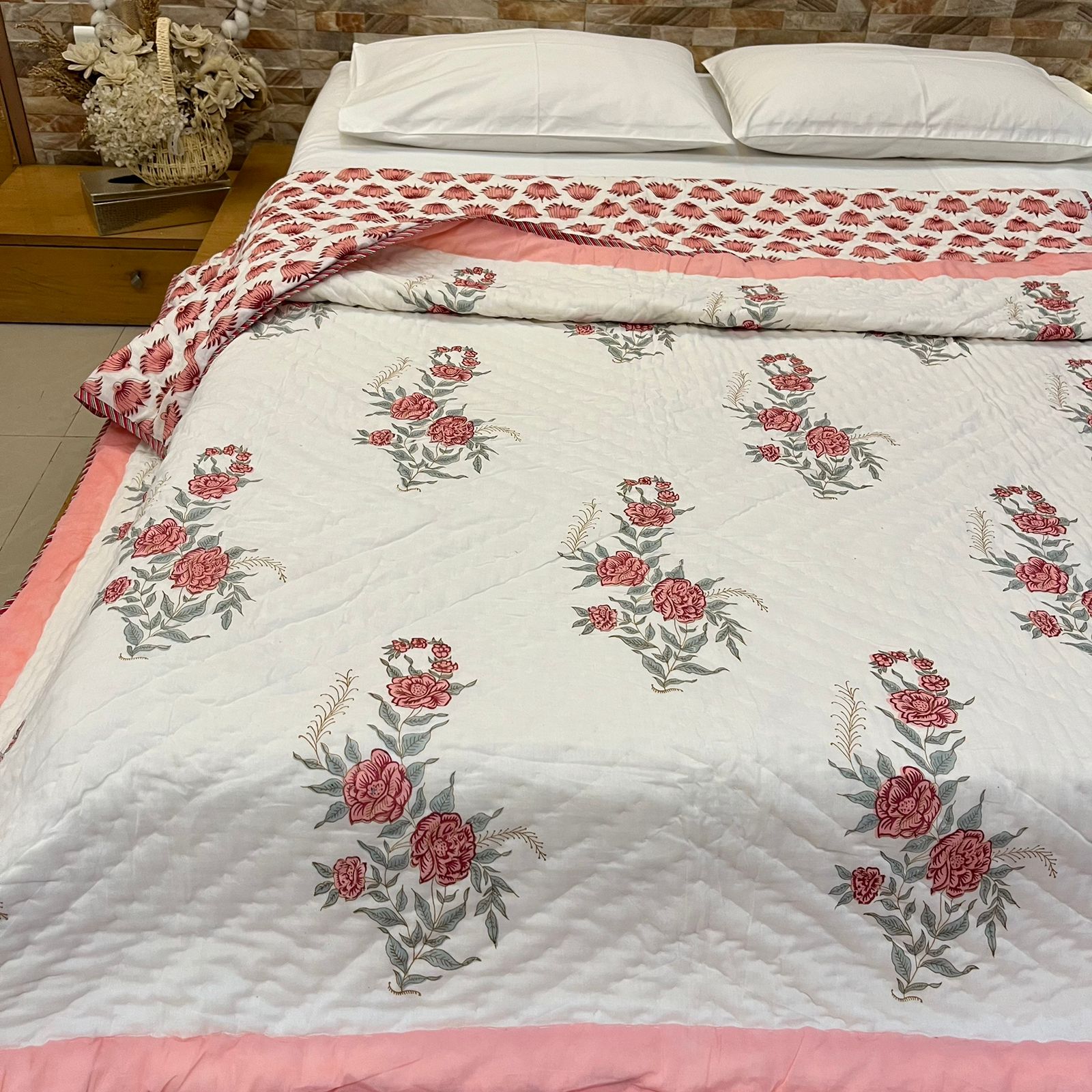 Quilt – Eden Blooms (2) Quilt – Eden Blooms (2)